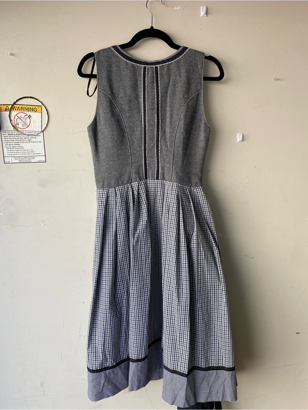 Spieth & Wensky German Dirndl Dress 40 US 8 Grey Floral Gingham Oktoberfest - Picture 6 of 16